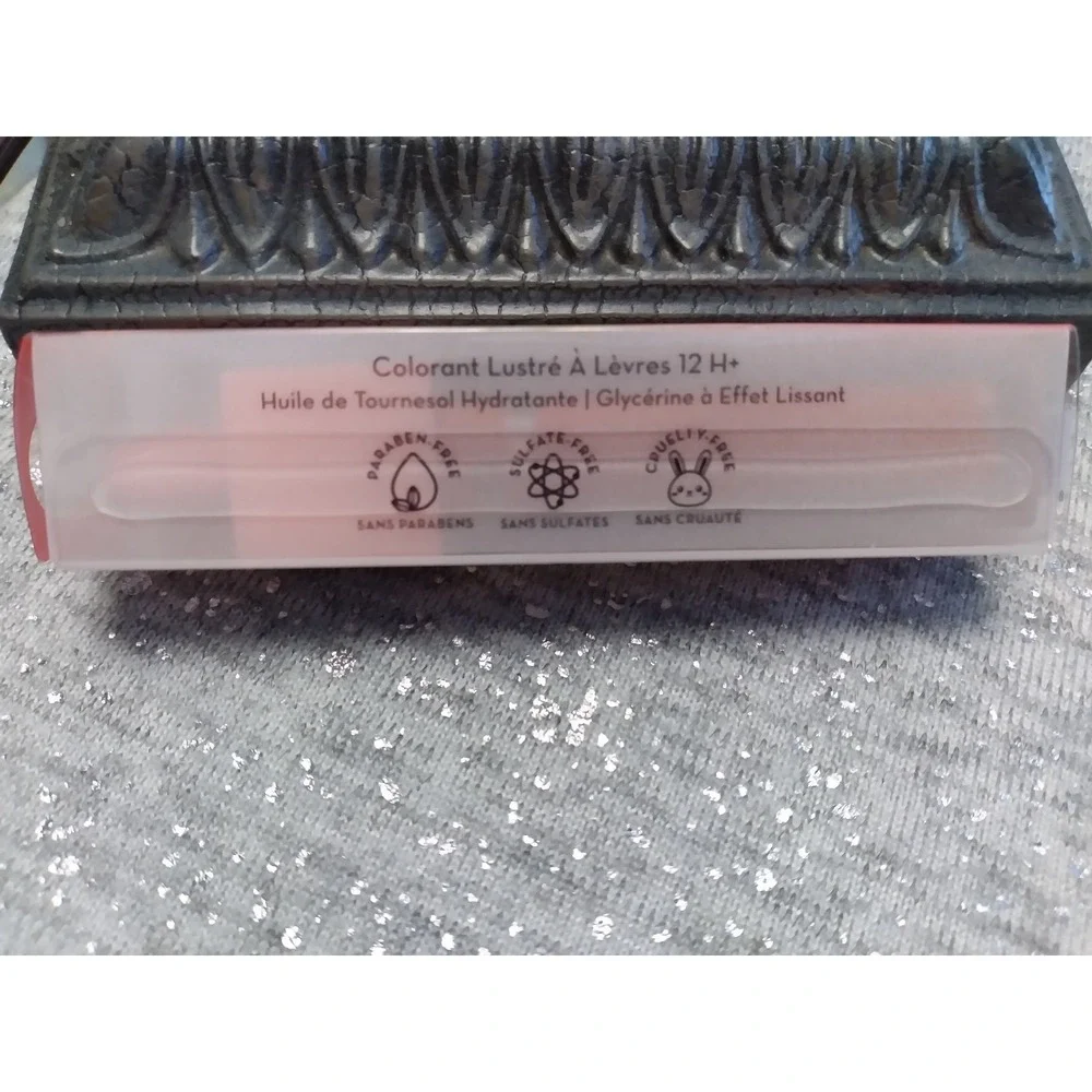 The Creme Shop Glossy 12 HR Lip Stain Heart Eyes Moisturizing Sunflower Seed Oil